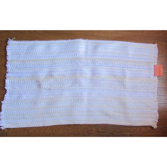 Christmas Rag Rug Screen Printed Santa Tree Cottage 24 x 45 USA New with Tag - Picture 5 of 6